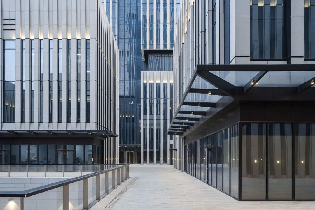 南京金融城二期｜以科技守护超高层建筑安全(图5)